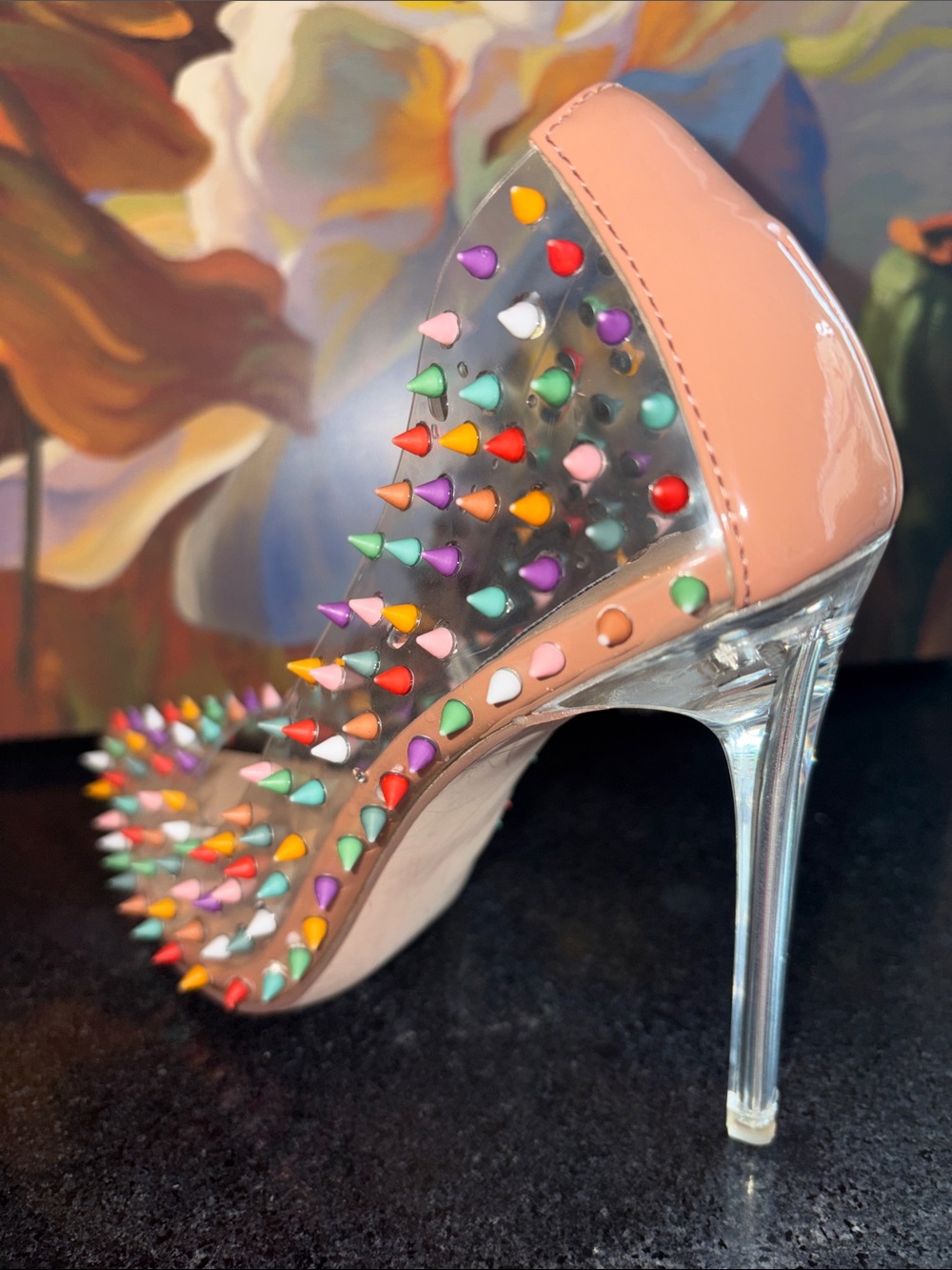 NWOT clear heels 👠 FABULOUS Steve Madden Clear Pump with Multicolor Studs
🥰❤️🥰🌸💃